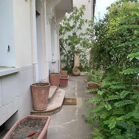 Maison De Maitre